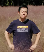 李凡